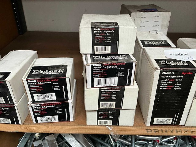 Dutack partij nieten - afbeelding 4 van  9