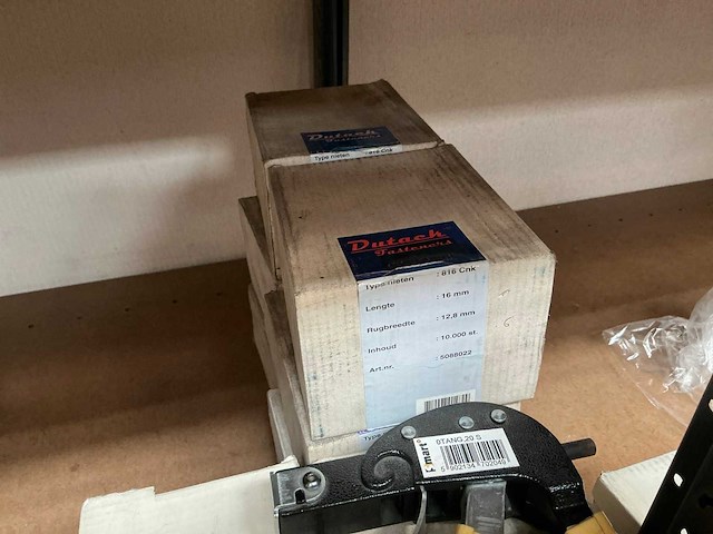 Dutack partij nieten - afbeelding 8 van  9