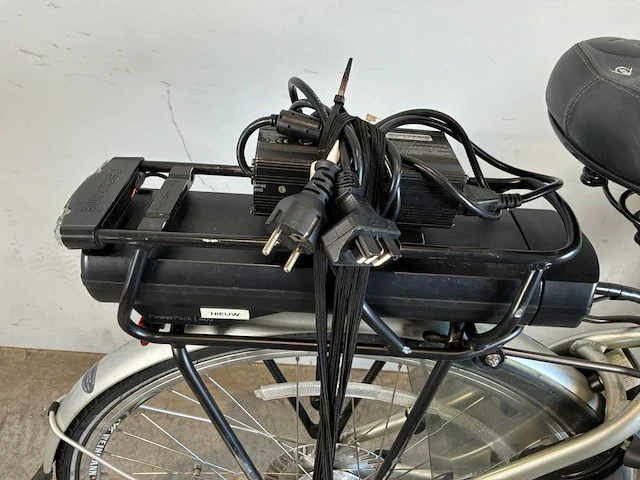 Dutch id elektrische fiets - afbeelding 9 van  12