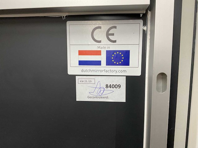 Dutch mirror factory - led verlichting spiegel - 140 x 70 cm - afbeelding 8 van  8