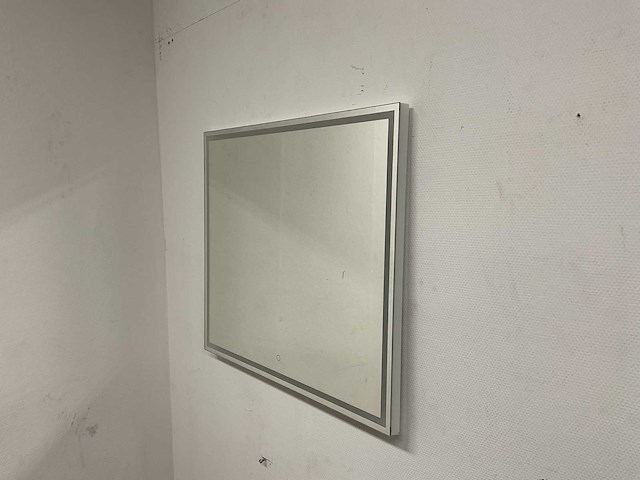 Dutch mirror factory - spiegel - 80x70cm - afbeelding 1 van  8