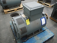 Dutchi motors - afbeelding 1 van  12