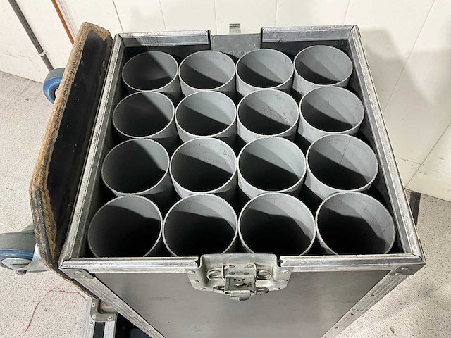 Dutycase 16ps mic statieven flightcase - afbeelding 2 van  2