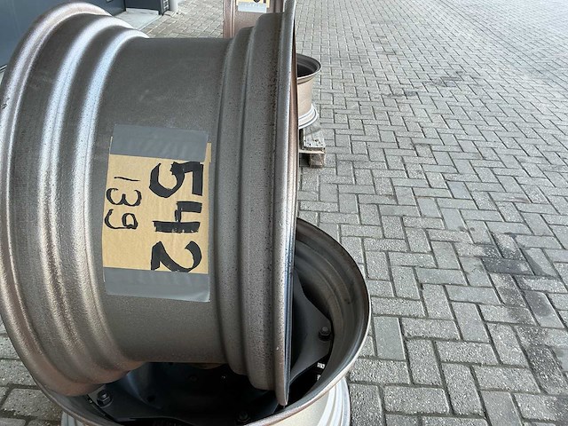Dw15x30 velg (2x) - afbeelding 4 van  4