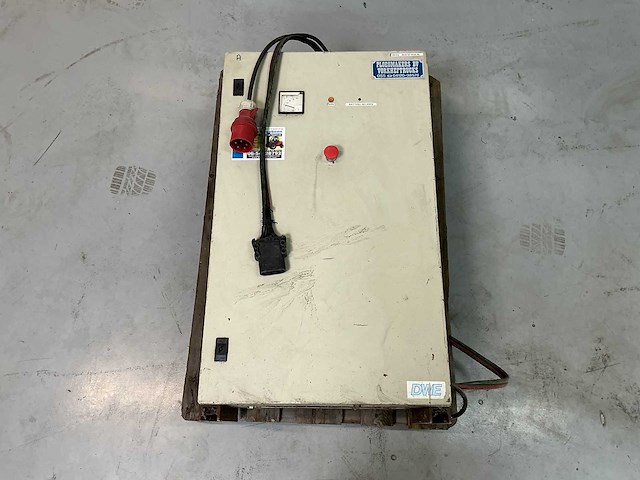 Dwe - 80v 80a - battery chargers - afbeelding 1 van  1