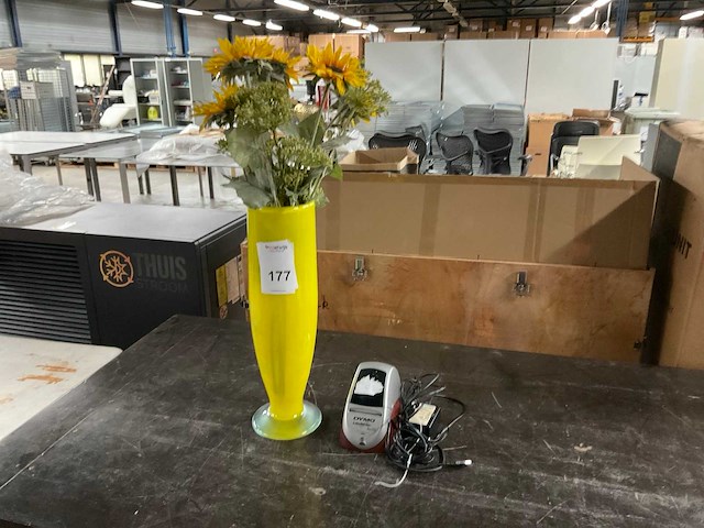 Dymo labelwriter 330 turbo labelprinter, vaas met kunstbloemen - afbeelding 1 van  6