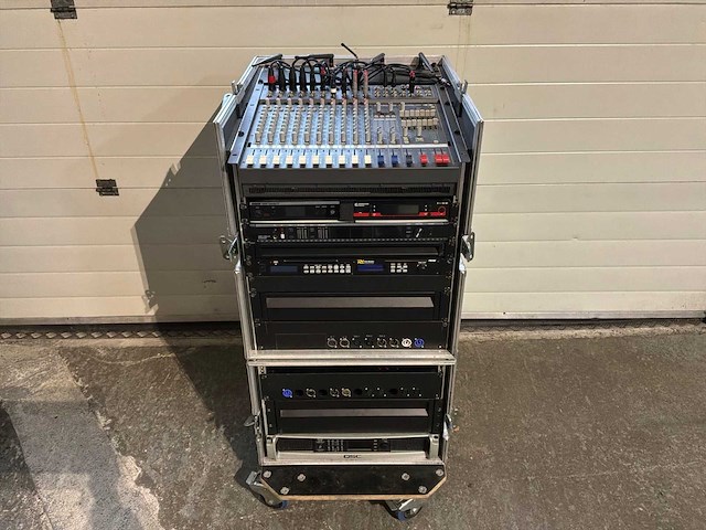 Dynacord taperack - afbeelding 1 van  8