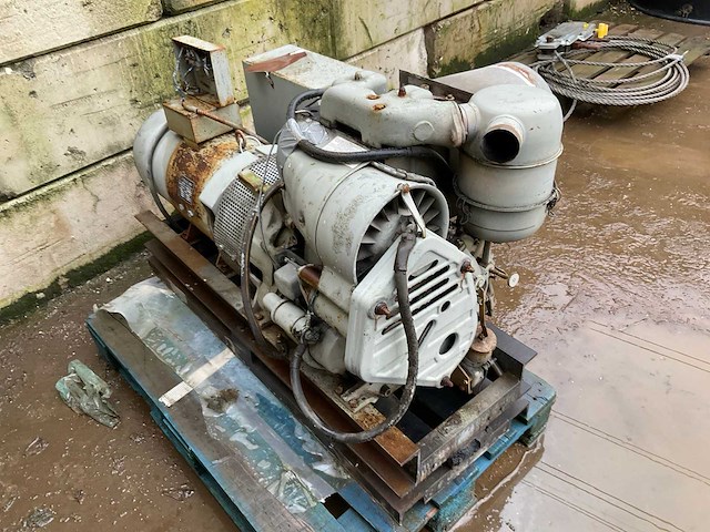 Dynaf d311 15 kw stroomgenerator - afbeelding 4 van  10