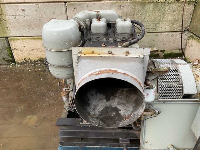 Dynaf d311 15 kw stroomgenerator - afbeelding 8 van  10