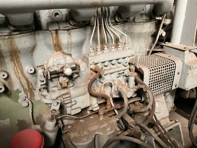Dynaf d6002 diesel generator (250 kva) - afbeelding 13 van  16