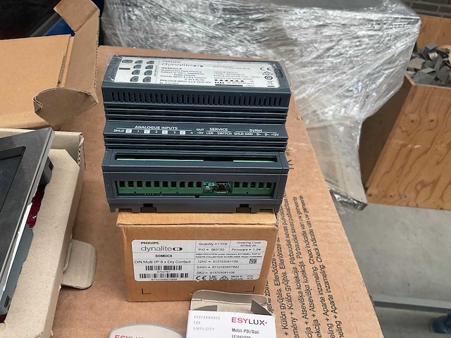 Dynalite touch screens (3x) - afbeelding 4 van  7