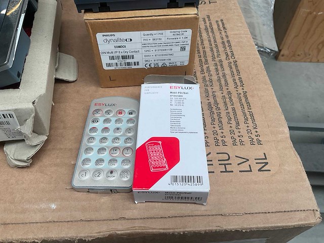 Dynalite touch screens (3x) - afbeelding 5 van  7