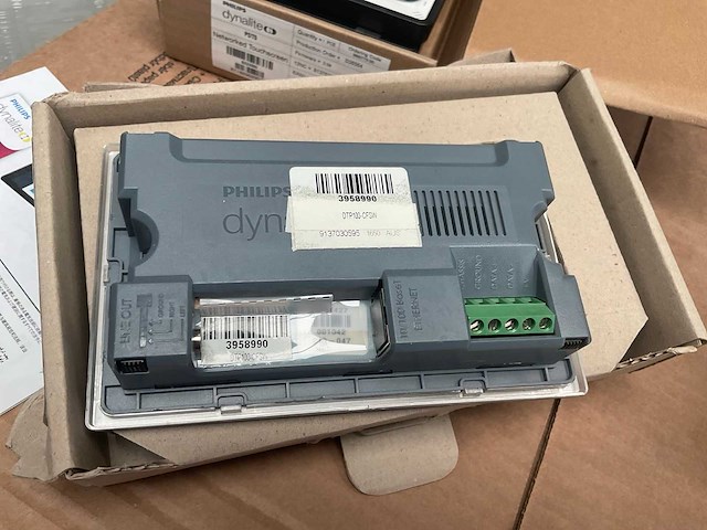 Dynalite touch screens (3x) - afbeelding 7 van  7