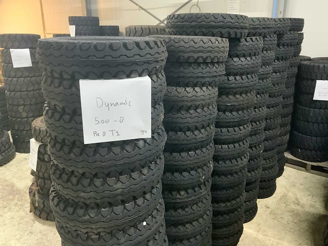Dynamic 5.00-8 heftruckband (16x) - afbeelding 1 van  2
