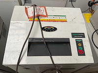 Dynamo 341 papiershredder - afbeelding 1 van  4