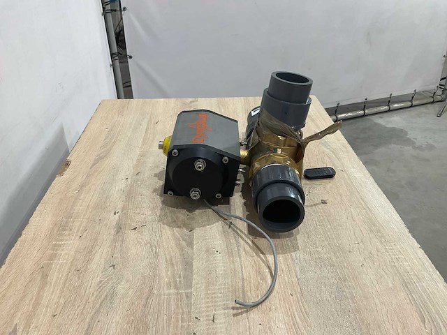 Dynaquip - kogelpomp met afstandsbediening - afbeelding 4 van  7