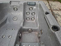 Dynastie spa 3 persoons amerikaans jacuzzi en buitenspa - afbeelding 3 van  17