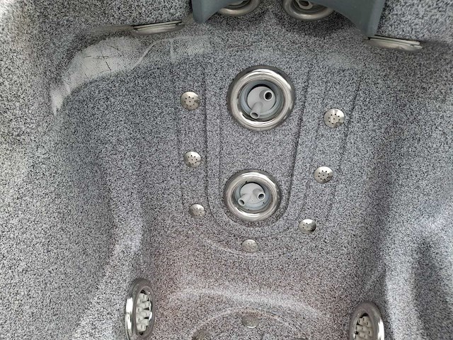 Dynastie spa 3 persoons amerikaans jacuzzi en buitenspa - afbeelding 3 van  11