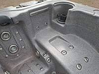 Dynastie spa 3 persoons amerikaans jacuzzi en buitenspa - afbeelding 10 van  13