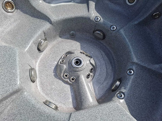 Dynasty 6 persoons amerikaans jacuzzi en buitenspa - afbeelding 2 van  33