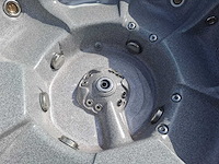 Dynasty 6 persoons amerikaans jacuzzi en buitenspa - afbeelding 2 van  31