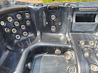 Dynasty 6 persoons jacuzzi en buitenspa - afbeelding 9 van  34