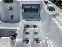 Dynasty spa - jaccuzi - afbeelding 2 van  21