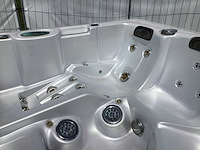Dynasty spa - jaccuzi - afbeelding 6 van  21