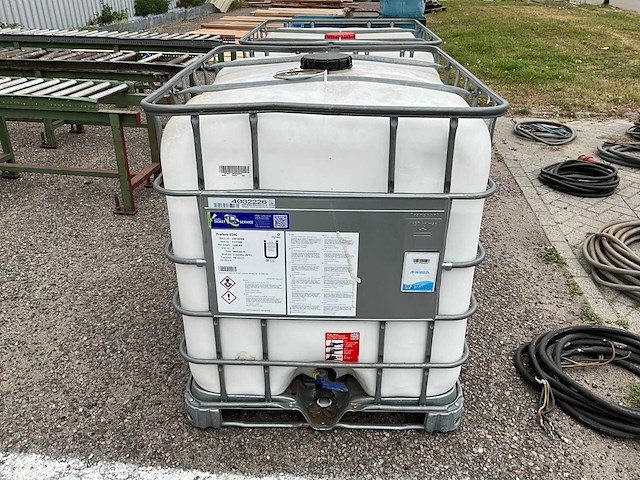 Dynea prefere 4546/5022 ibc melamine-ureumlijm met verharder (2x) - afbeelding 4 van  6