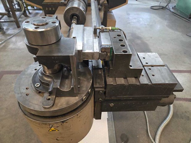 Dynobend - 2006 - cb 60 - doornbuigmachine - afbeelding 4 van  22