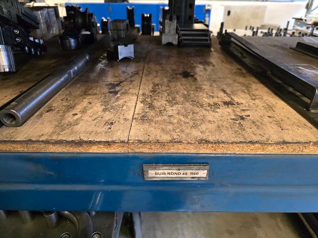 Dynobend - 2006 - cb 60 - doornbuigmachine - afbeelding 19 van  22