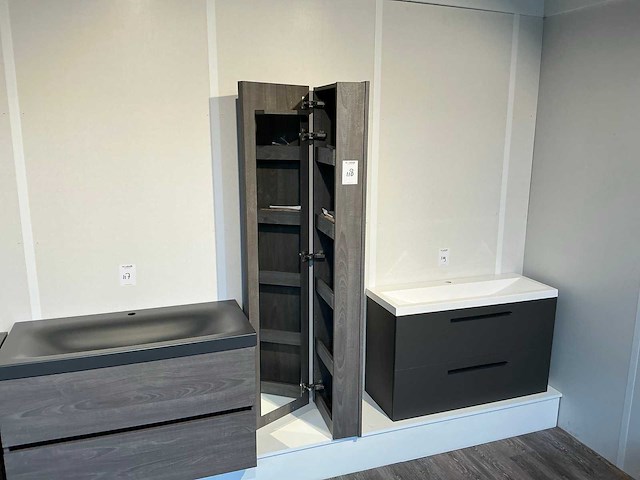 Dysign wandkast - afbeelding 1 van  3