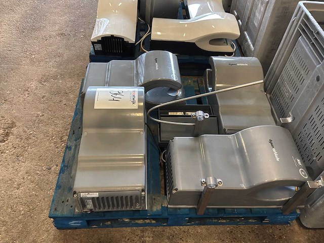 Dyson airblade handdrogers (4x) - afbeelding 4 van  4