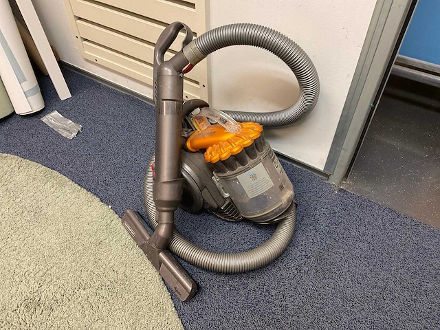 Dyson baby dc22 stofzuiger - afbeelding 1 van  1