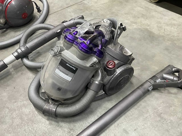 Dyson gebruikte stofzuigers (3x) - afbeelding 5 van  9