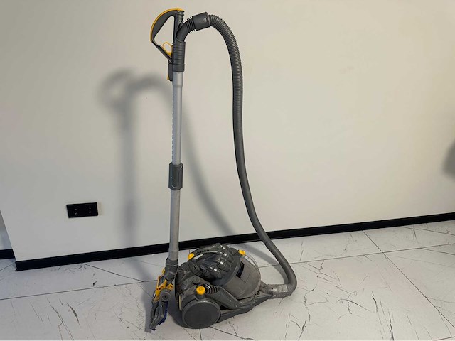 Dyson stofzuiger - afbeelding 1 van  1