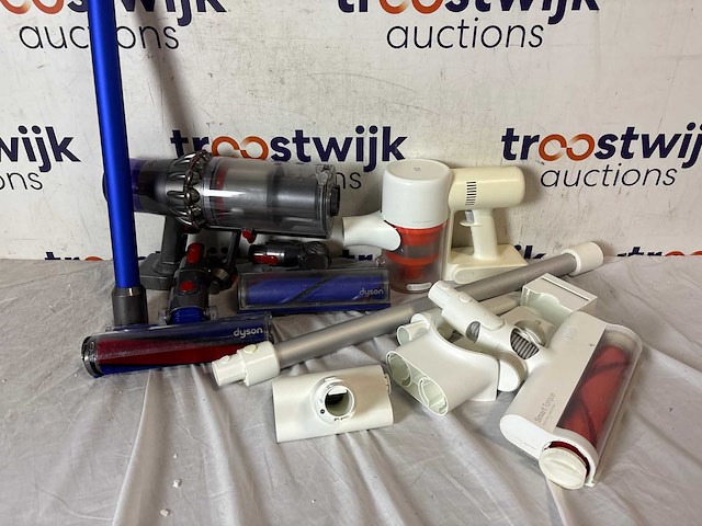 Dyson v11 total clean zakloos 0,76 l blauw + mi vaacum cleaner g11 - afbeelding 1 van  1