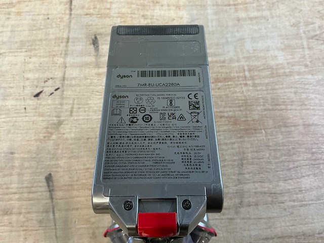 Dyson v12 steelstofzuiger - afbeelding 6 van  8