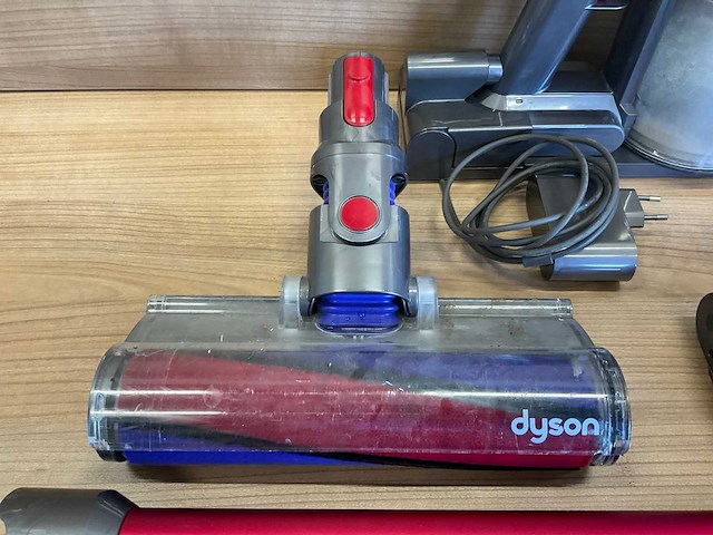 Dyson v7 absolute steel stofzuiger - afbeelding 3 van  6