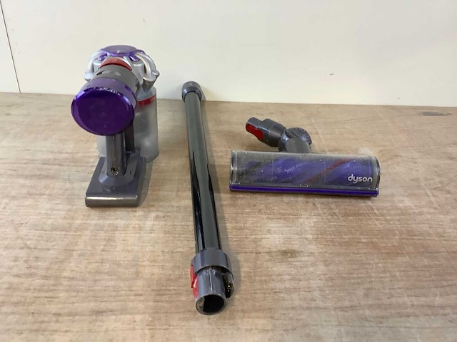 Dyson v8 steelstofzuiger - afbeelding 1 van  8