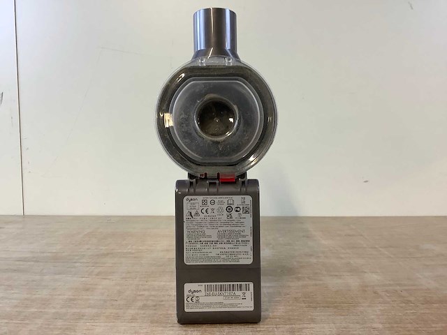 Dyson v8 steelstofzuiger - afbeelding 5 van  8