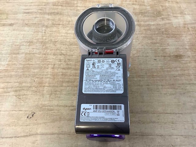 Dyson v8 steelstofzuiger - afbeelding 6 van  9