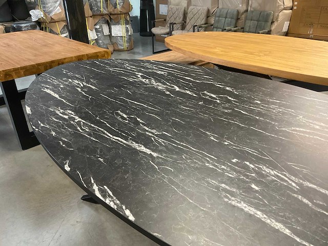 Dyus eetkamertafel - afbeelding 2 van  8