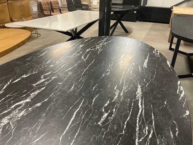 Dyus eetkamertafel - afbeelding 5 van  8