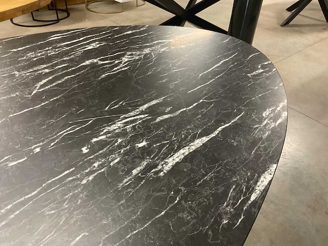 Dyus eetkamertafel - afbeelding 6 van  8