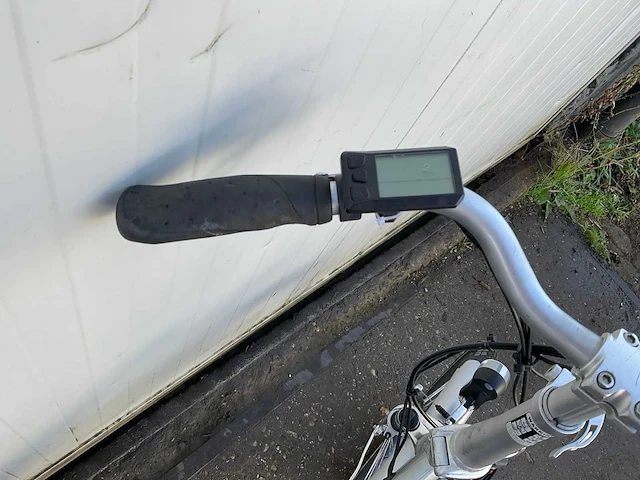 E-4 motion elektrische fiets - afbeelding 8 van  9