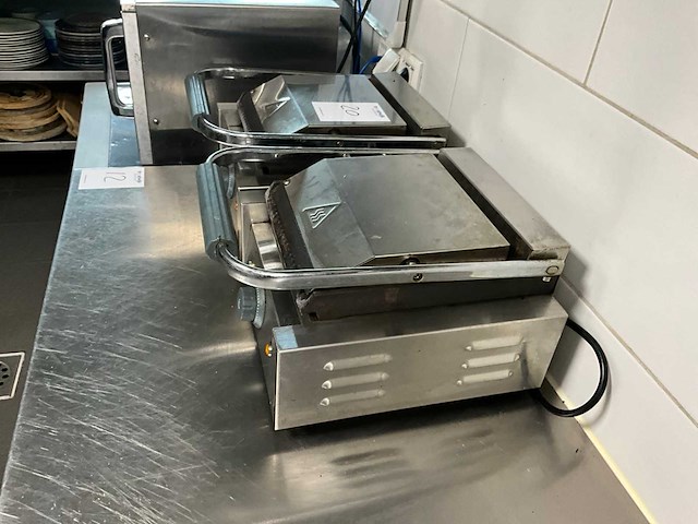 E-dpx-11 elektrische contactgrill/paninigrill (2x) - afbeelding 3 van  6