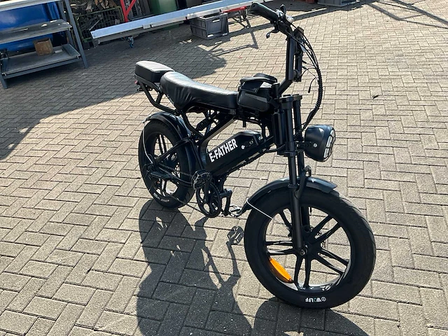 E-father fatbike elektrische fiets - afbeelding 6 van  11