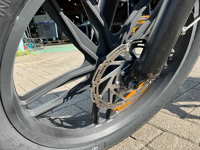 E-father fatbike elektrische fiets - afbeelding 10 van  11