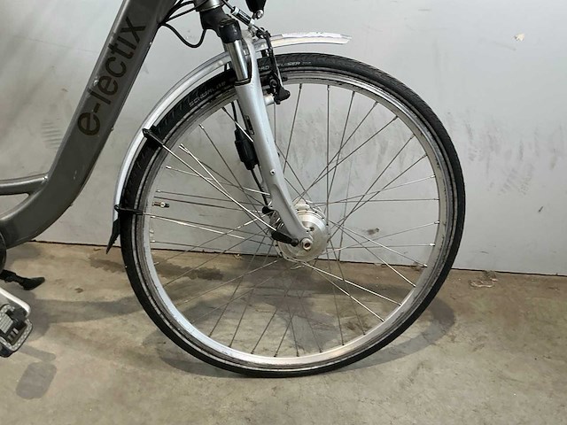 E-lectix e-bike elektrische damesfiets - afbeelding 2 van  8